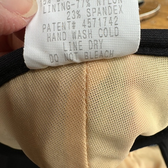 THE SLIM SUIT slimming 2 PCs swim suit, size 6, EUC - Picture 10 of 16